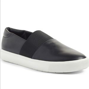Vince Corbin Slip on Sneaker